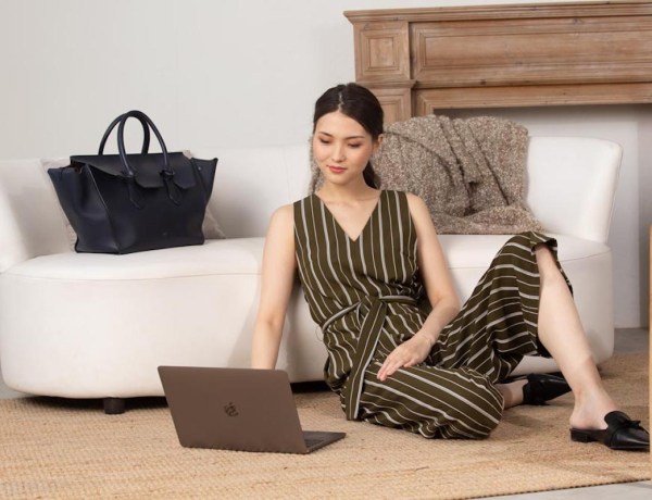 style-theory-why-you-should-dress-up-while-wfh